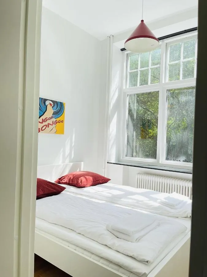 Aday - Aalborg Mansion - Open Bright Apartment With Garden Denemarken